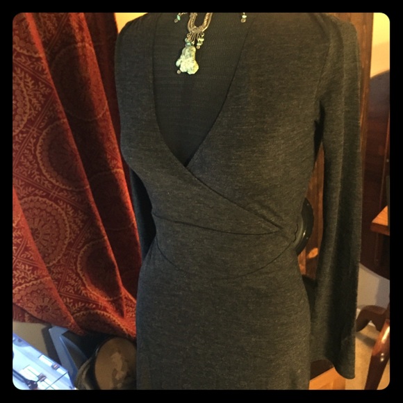 Banana Republic Dresses & Skirts - Banana Republic Gorgeous Wool Blend Wrap S